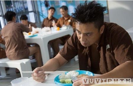 Luật Tù