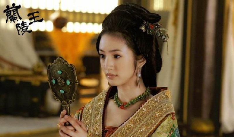 Tiểu Nữ Hoa Bất Khí